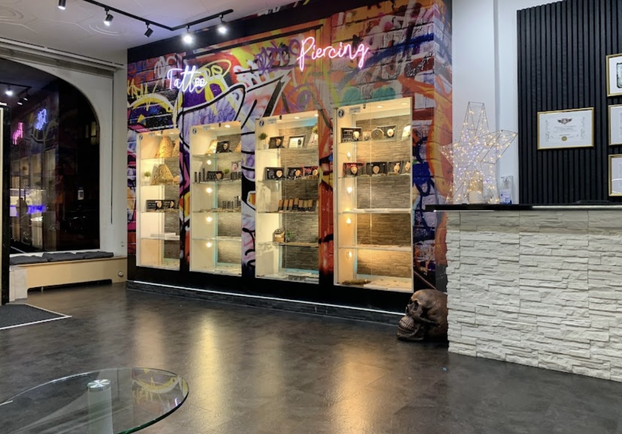 Piercing Point Ulm Tattoo Ulm Piercing Ulm Tattoo Studios Ulm Piercing