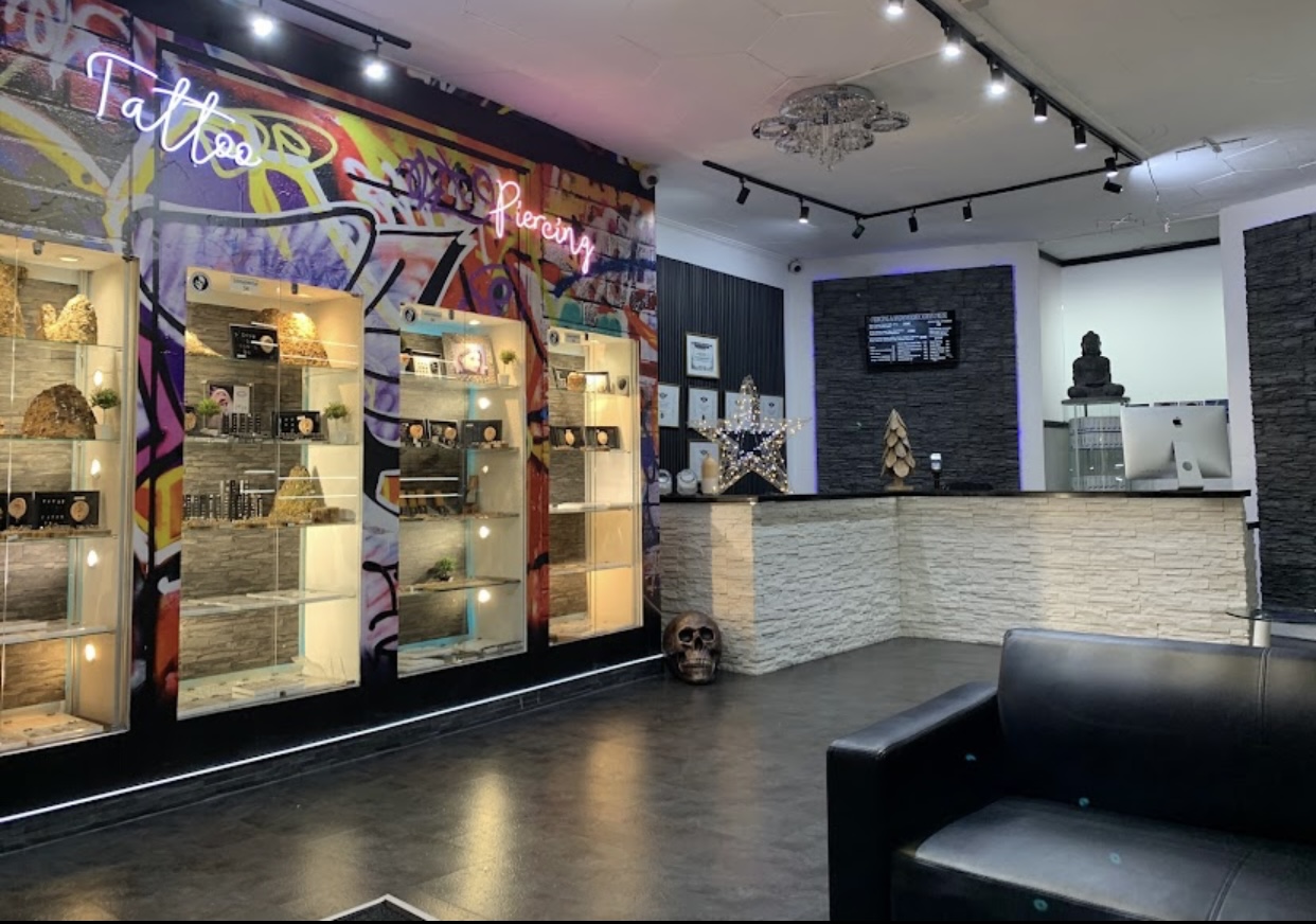 Piercing Point Ulm Tattoo Ulm Piercing Ulm Tattoo Studios Ulm Piercing ...