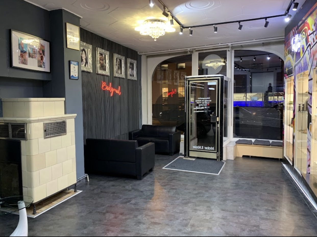 Piercing Point Ulm Tattoo Ulm Piercing Ulm Tattoo Studios Ulm Piercing ...